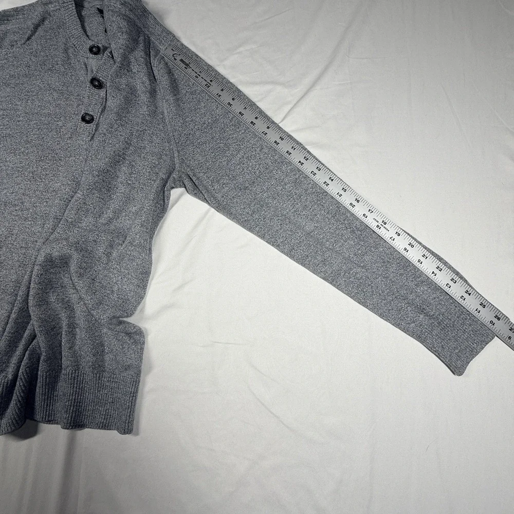 Banana Republic Henley Sweater Mens XL Grey Speckled Knit Soft Warm Preppy